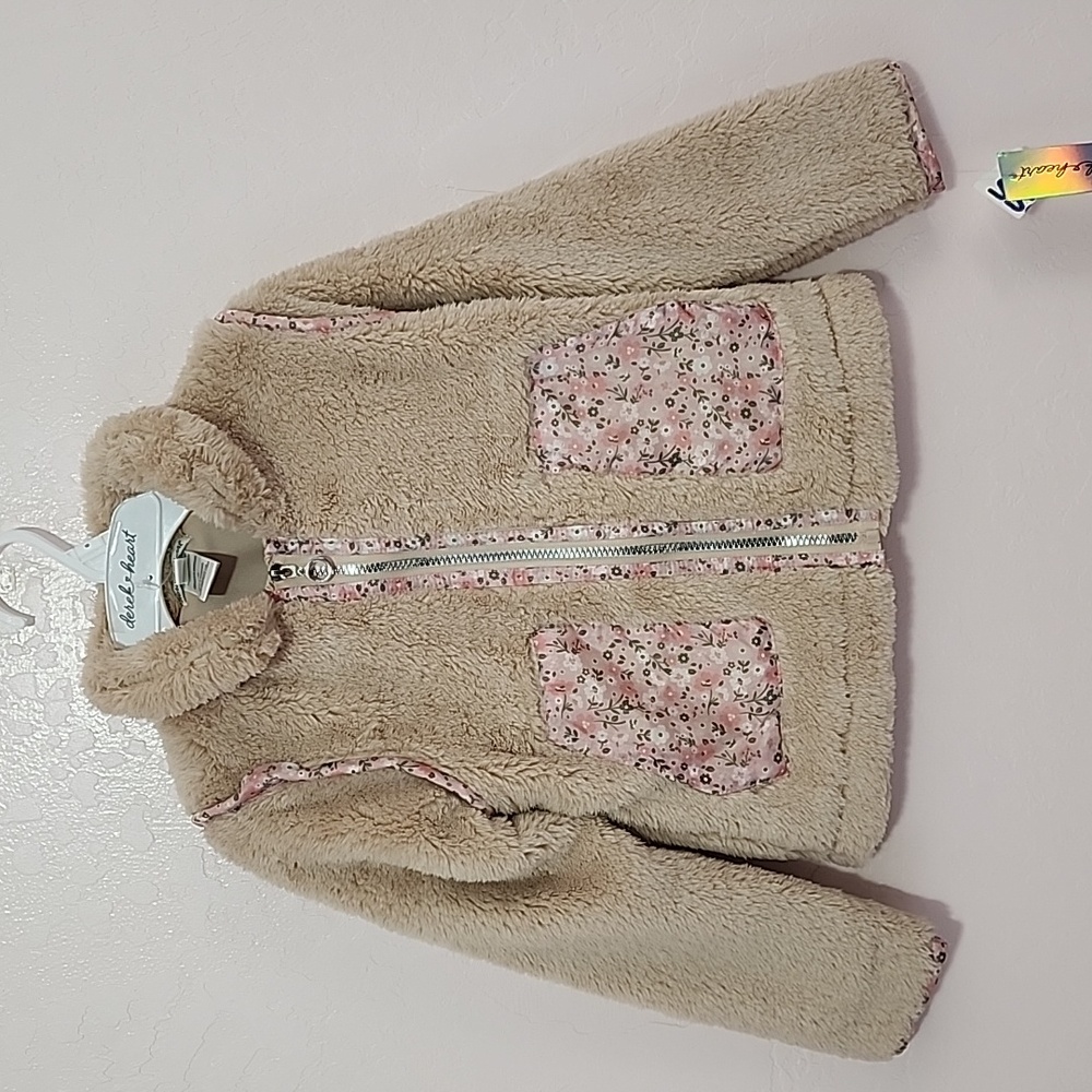 Derek Heart Girl's Sweater Size: 6